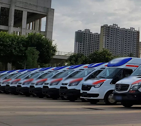 玉树服务车队展示